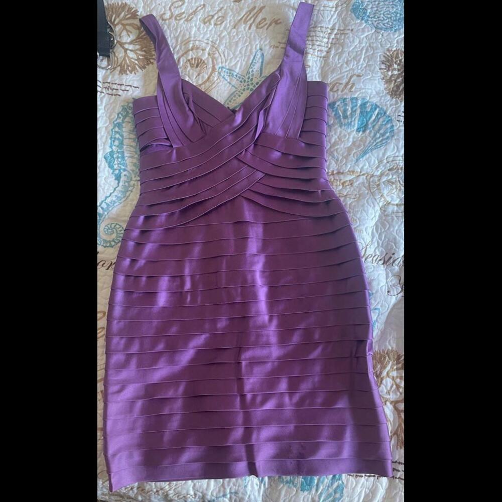 bcbgmaxazria zipper midi dresses